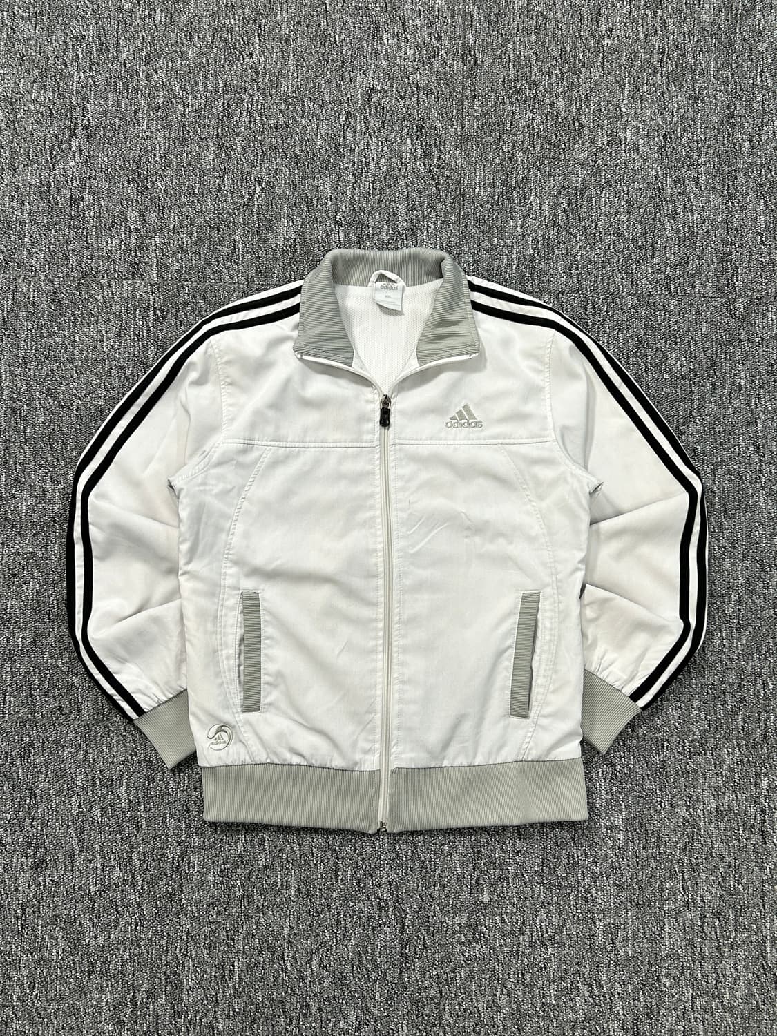 아디다스 00‘s 화이트 바람막이 트랙탑 져지 2XL 상품이미지1