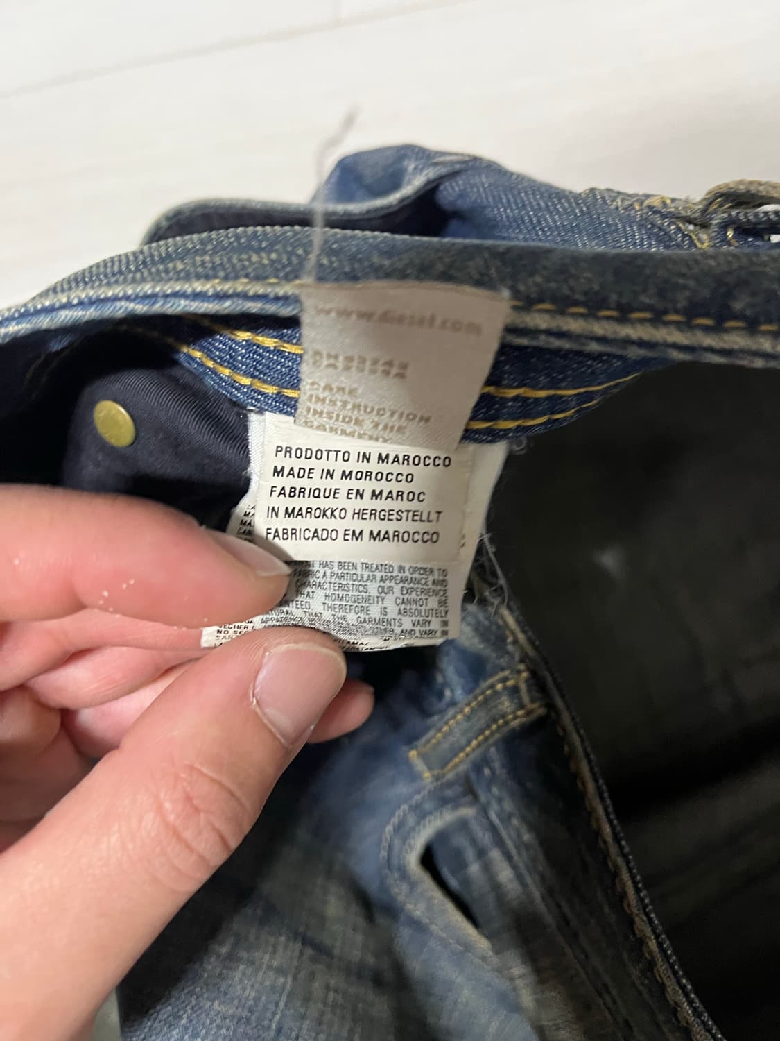디젤 자탄 데님 부츠컷 팬츠 판매합니다. 상품이미지6