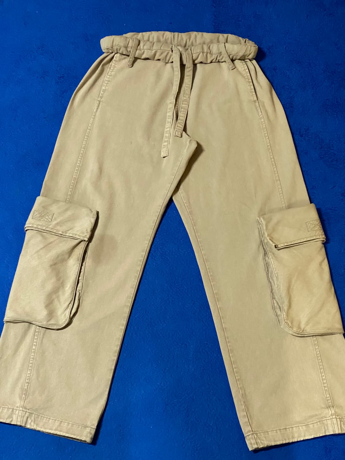 OpenYy 오픈와이와이 롤드 웨이스트 스웻 카고 팬츠 - 베이지 상품이미지5