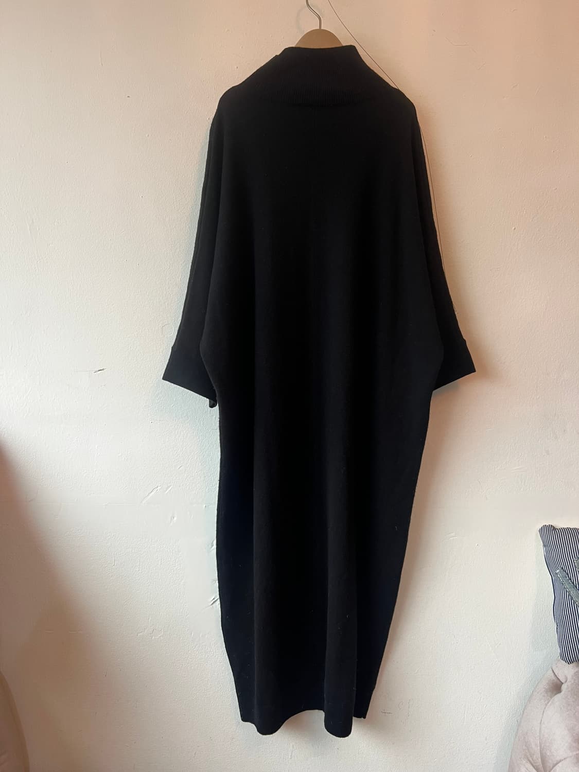 코스 COS 여성 블랙 터틀넥니트원피스 롱원피스 상품이미지3