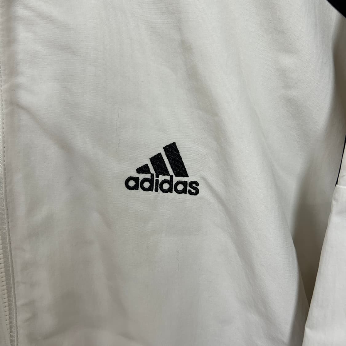 아디다스 자수로고 우븐 크롭 바람막이 상품이미지4