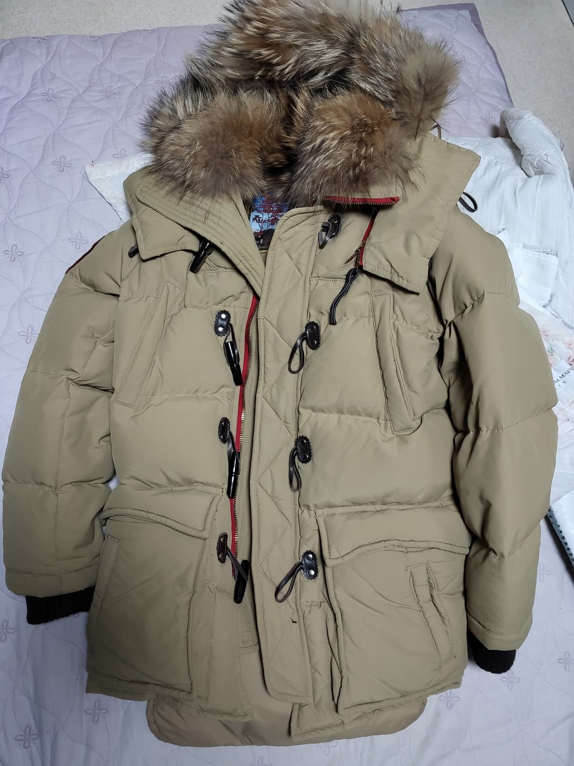 디스퀘어드 더블라쿤 방패패딩 상품이미지3