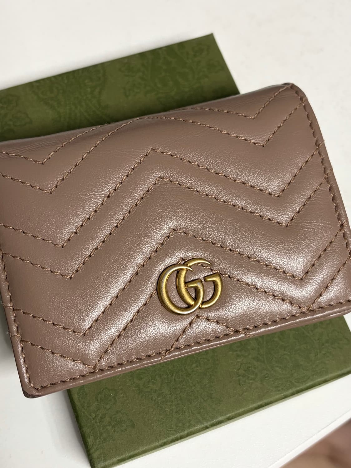 구찌 마틀라쎄 반지갑  상품이미지1