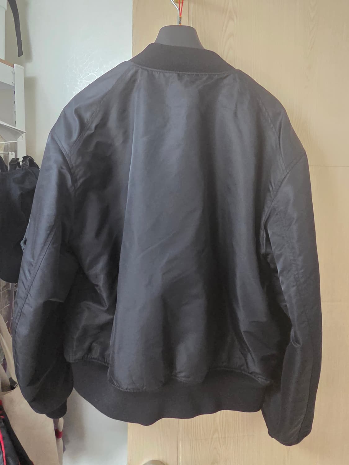 [L] 스펙테이터 x 느린양반 블랙 마원 ma1 상품이미지4