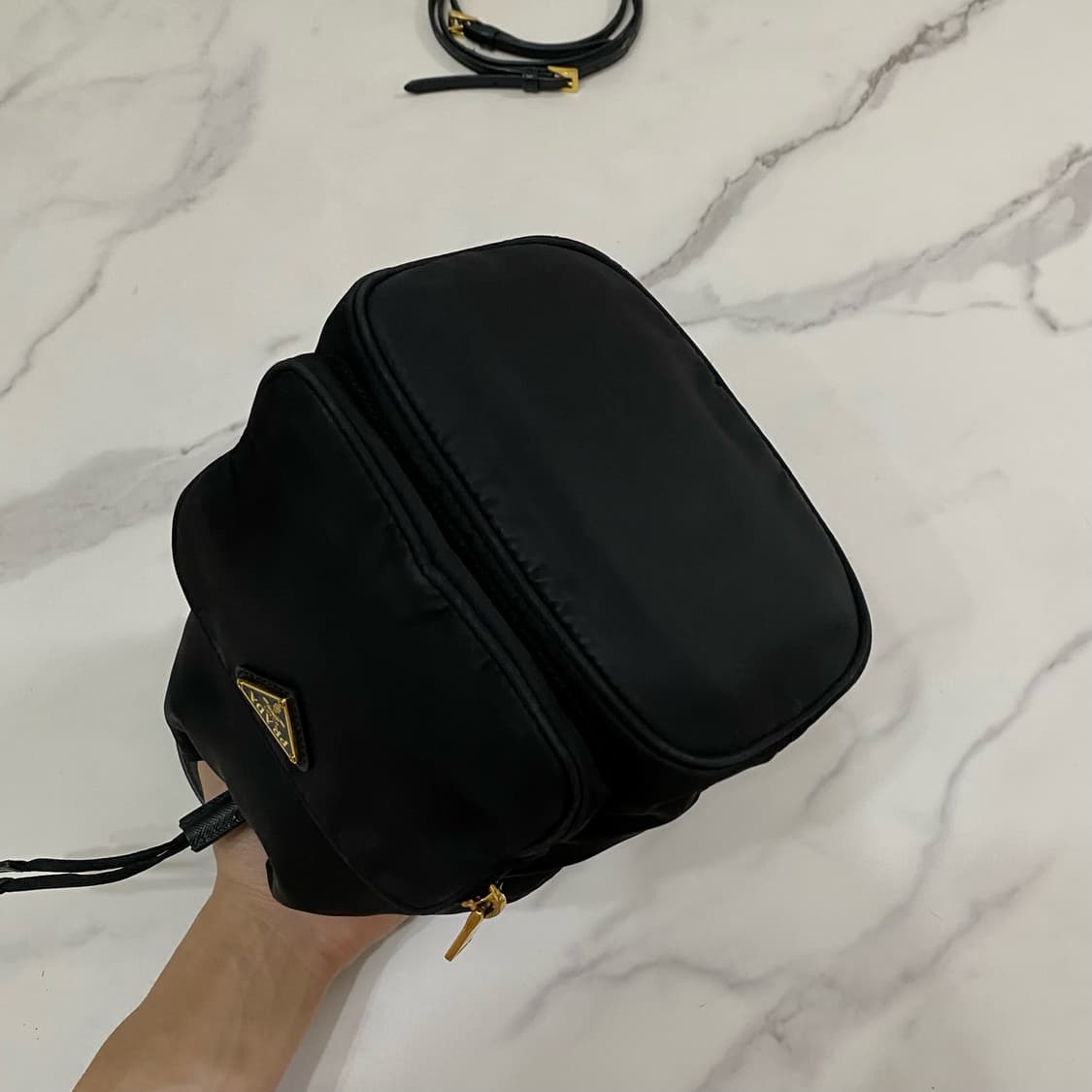 프라다 듀엣 리나일론 삼각로고 버킷백 1BH038 블랙 상품이미지7