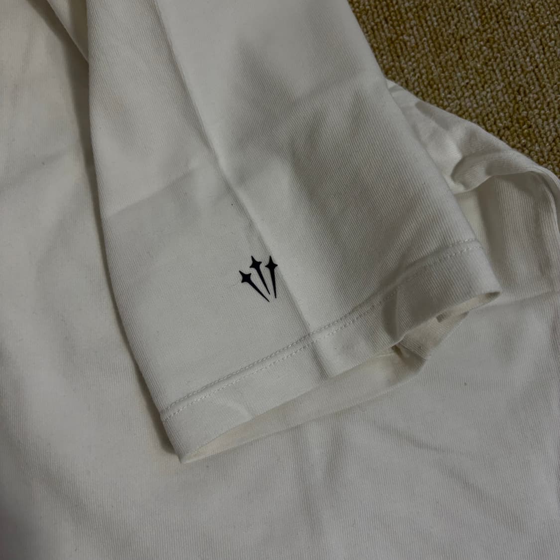 나이키 NOCTA 화이트 반팔(L) 상품이미지4