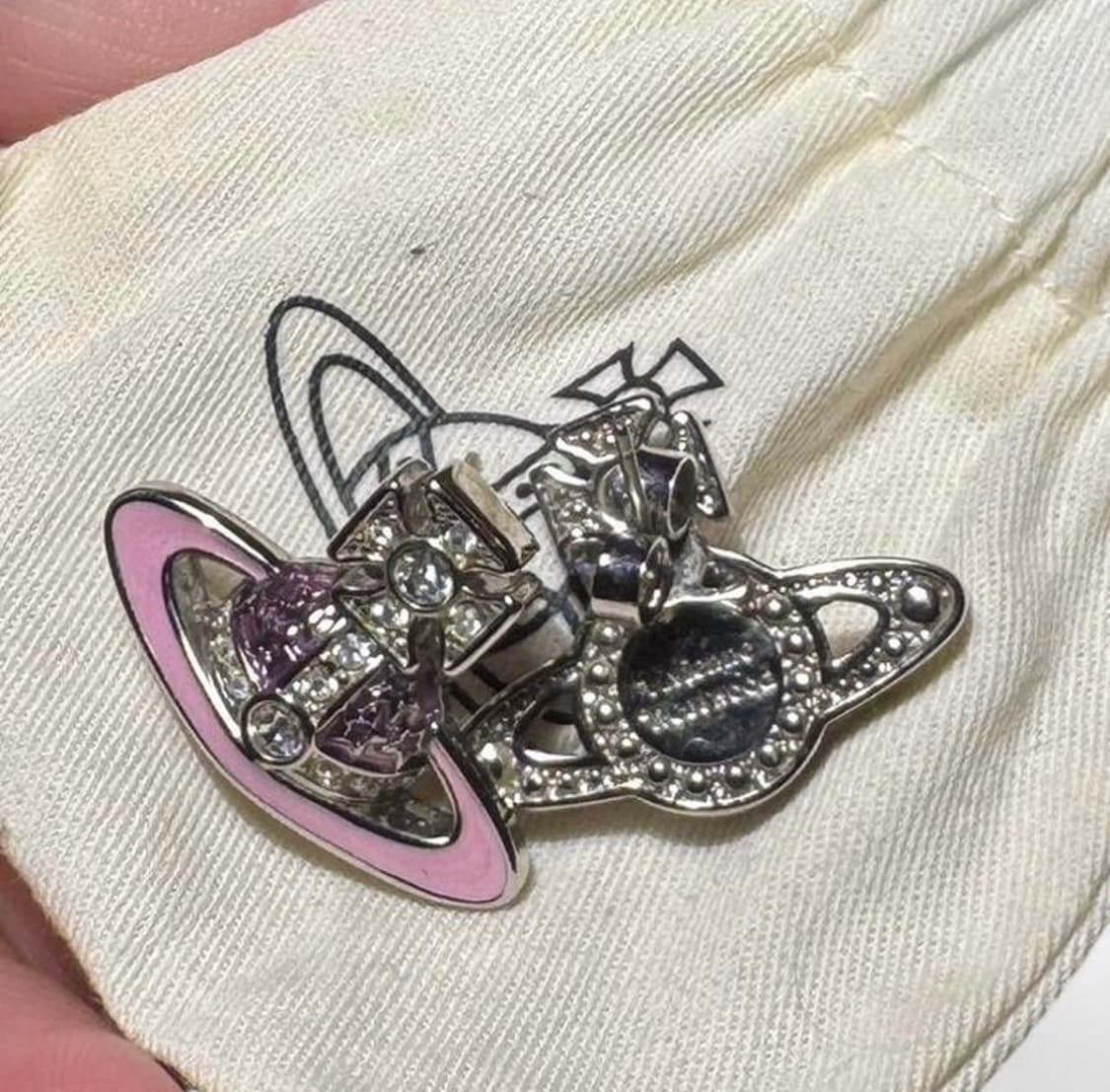 비비안웨스트우드 록산느 핑크 실버 이어링 상품이미지2