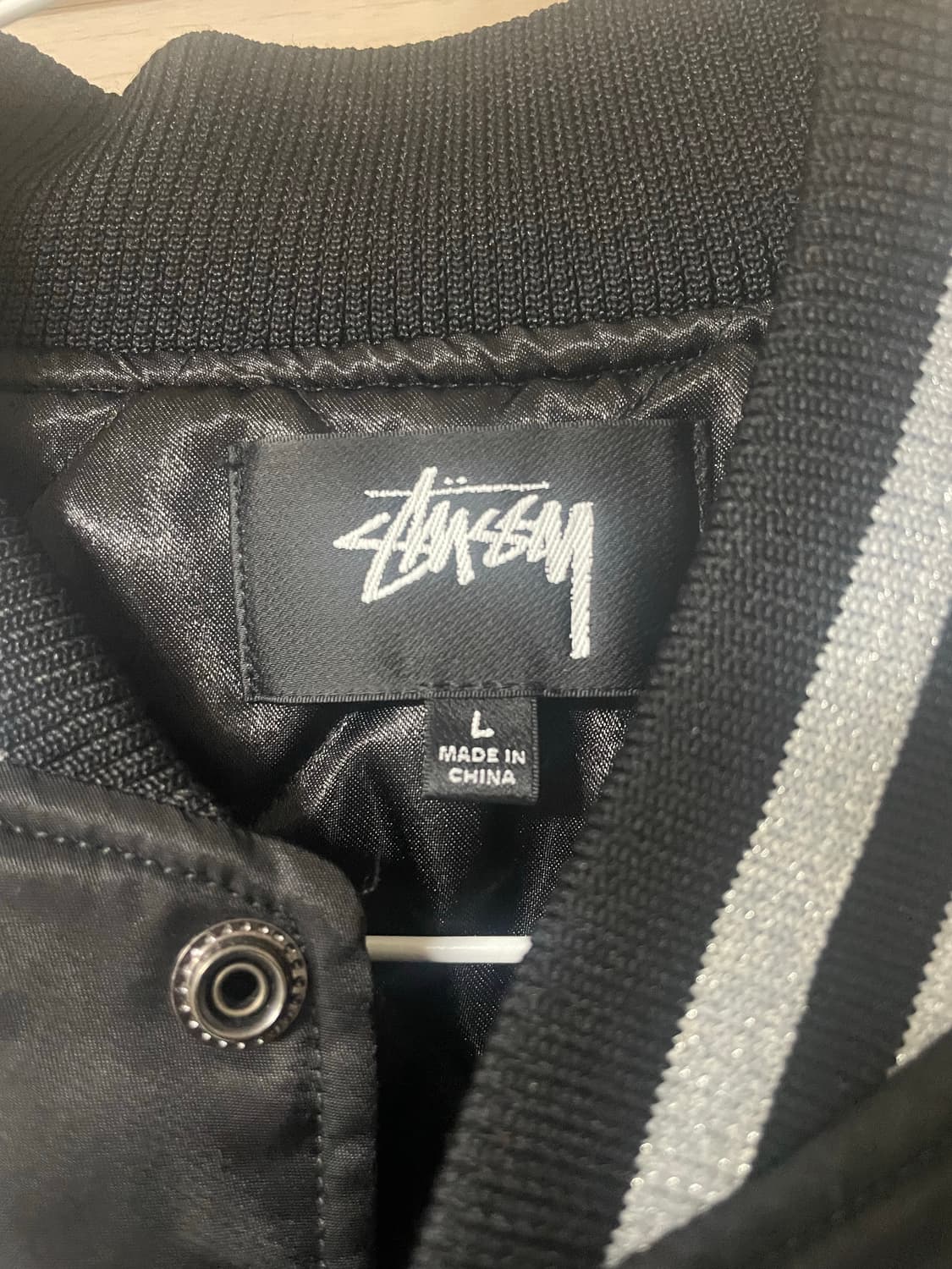 스투시 시퀸 사틴 자켓 블랙 L 상품이미지3