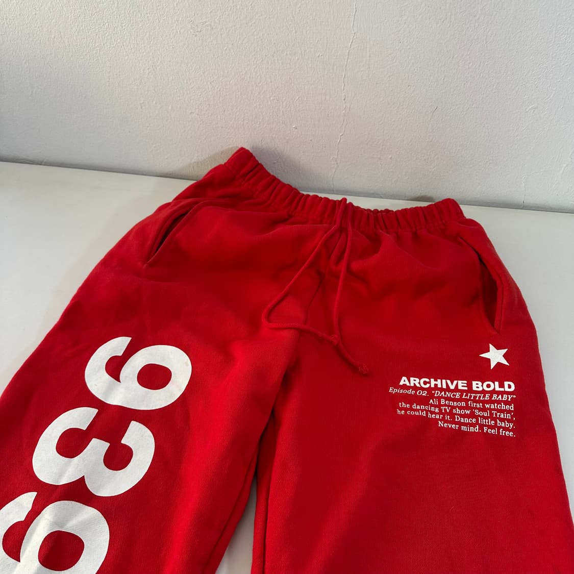 M 아카이브볼드 코랄 레귤러핏 939 스웻팬츠 상품이미지3