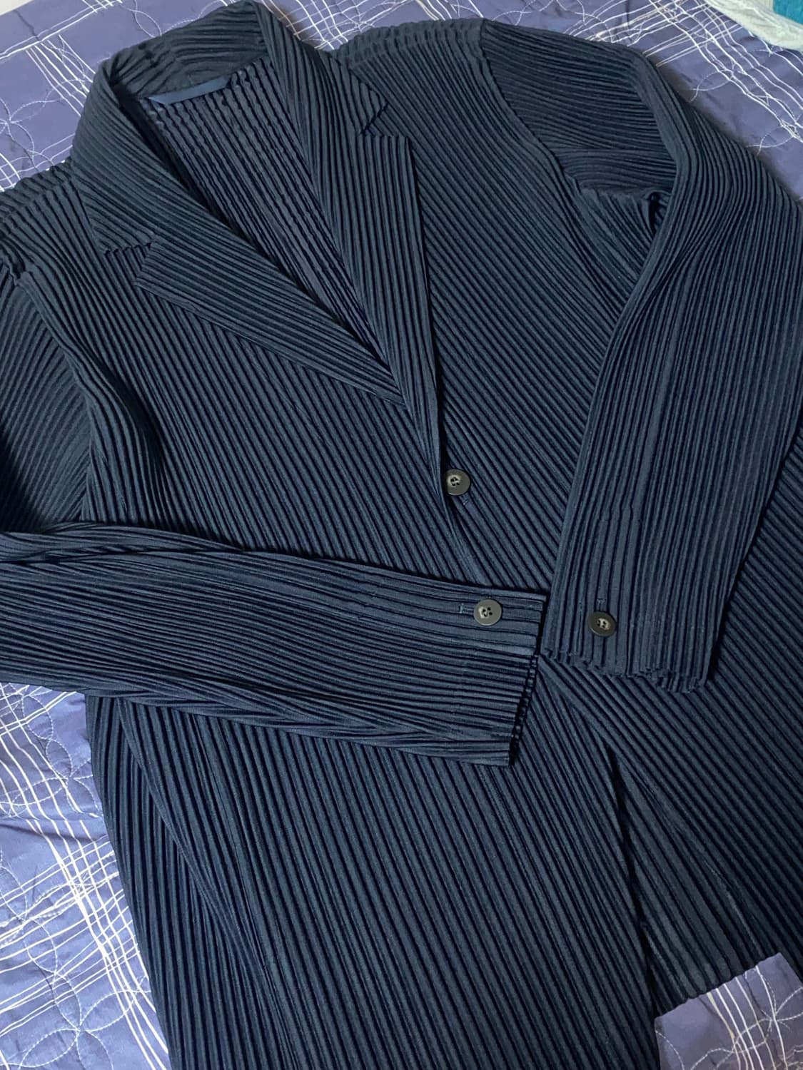 이세이미야케 옴므플리세 베이직 블레이저/자켓 네이비 4사이즈 판매합니다 상품이미지3