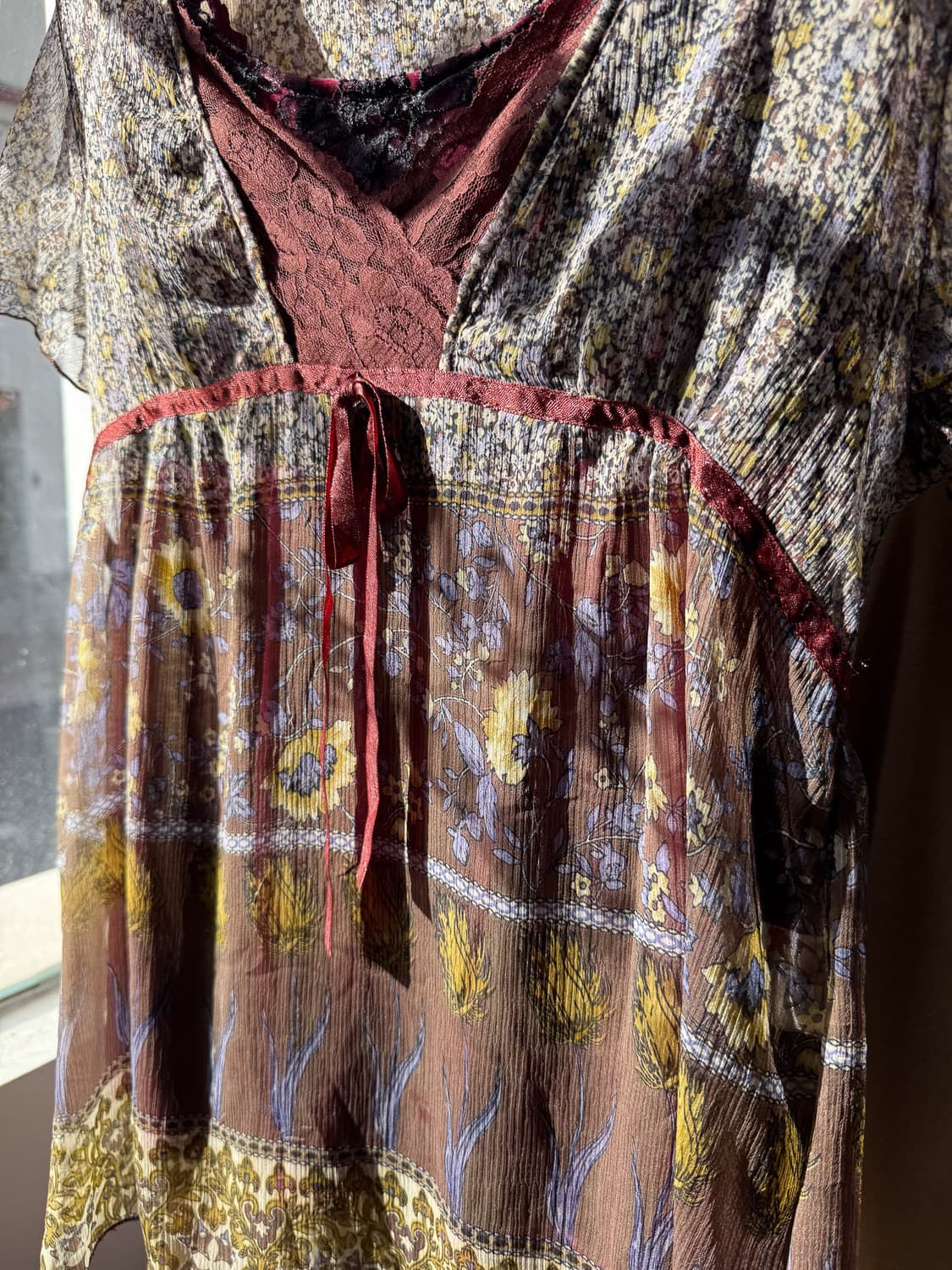 Burgundy Lace Floral Blouse 0003 상품이미지9