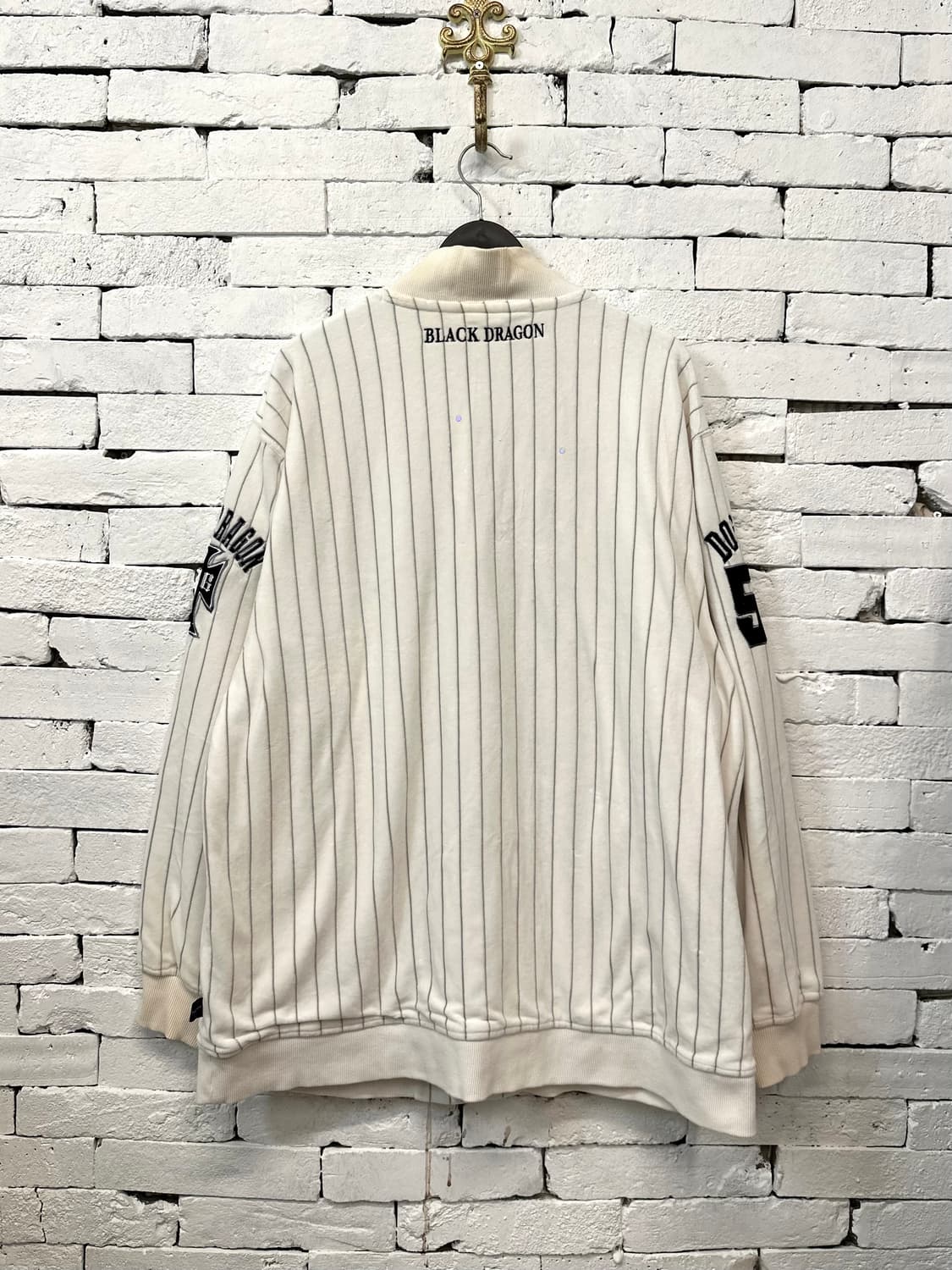 Dog Town White Velvet Varsity 상품이미지2
