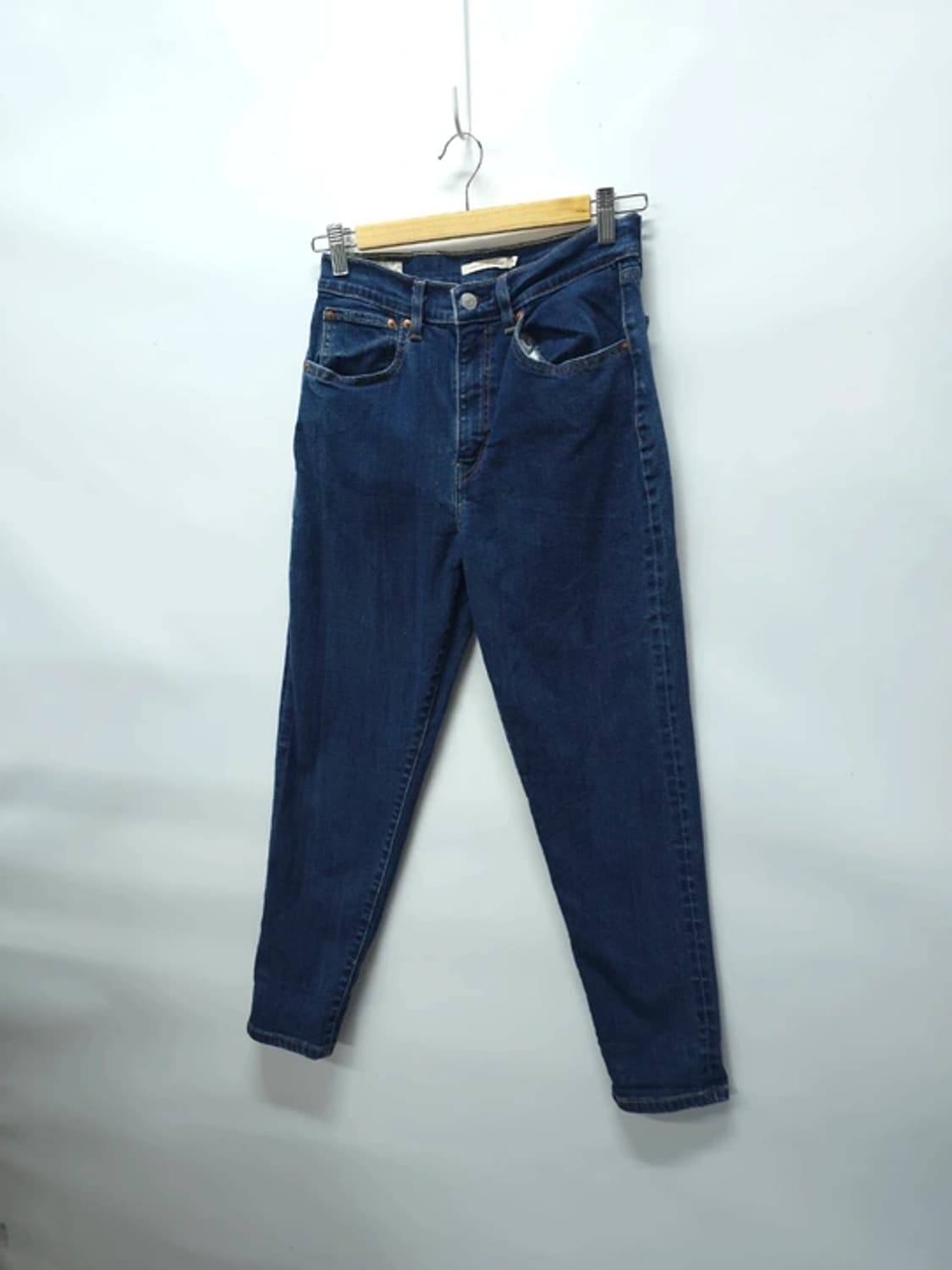 리바이스 여성 프리미엄 이탈리안 데님 보이프렌드진(25~26) 상품이미지1