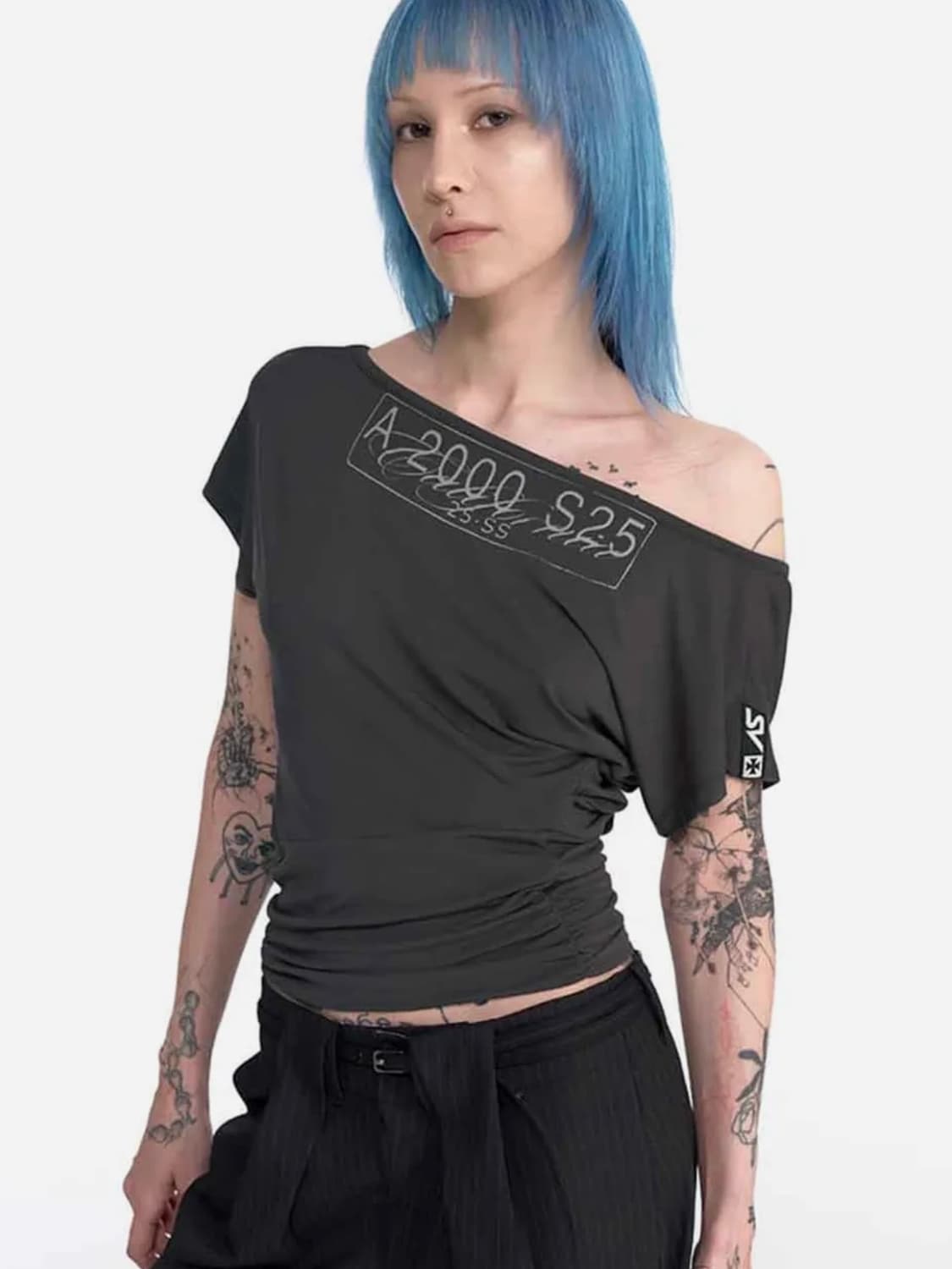 CAR PLATE DRAPED TOP (CHARCOAL) 상품이미지1