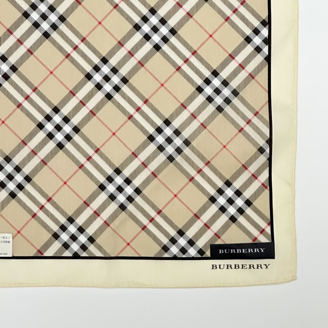 (새상품) burberry/ 버버리 쁘띠스카프 손수건 상품이미지3