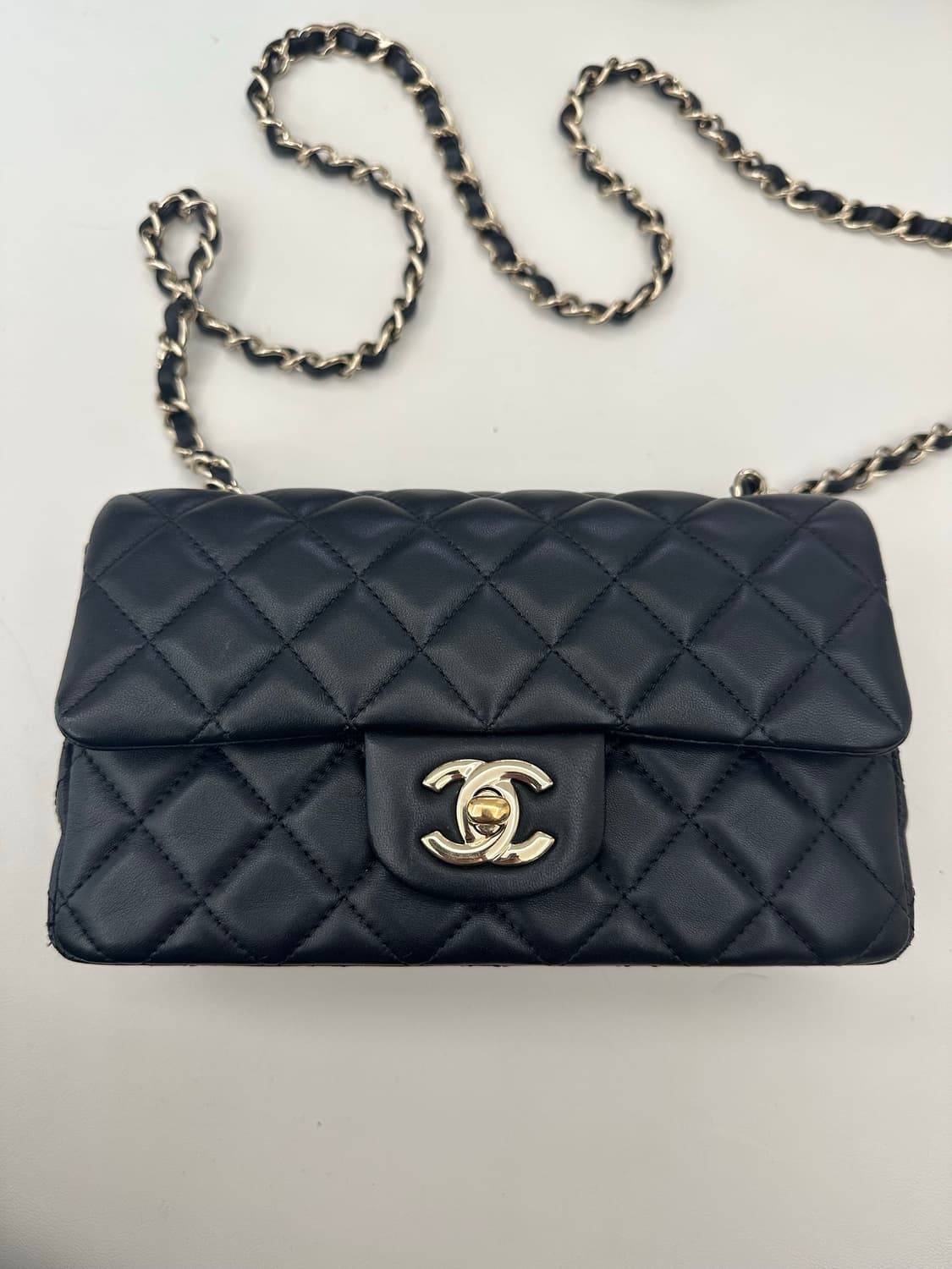 [os] 샤넬 뉴미니 클래식 샴페인골드 내장칩 상품이미지10