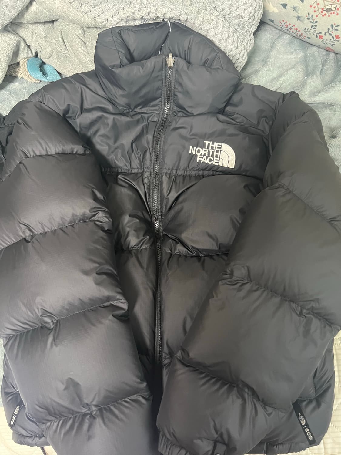 노스페이스 1996 눕시 블랙 패딩 상품이미지2