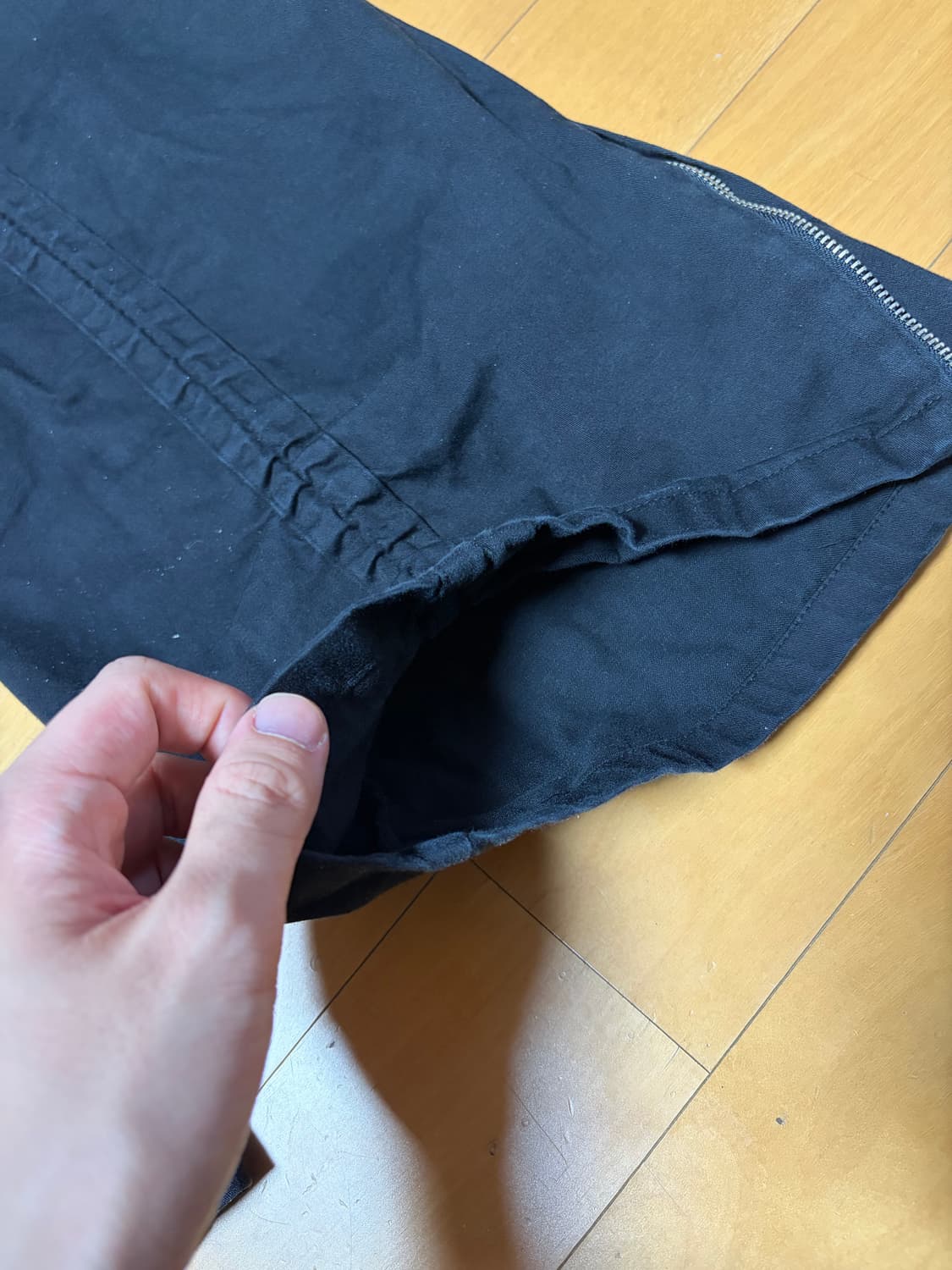 해칭룸 셔링 팬츠 블랙 상품이미지6