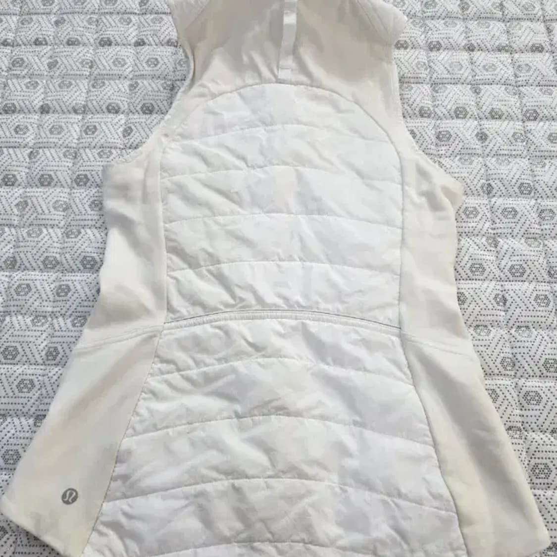 룰루레몬 다운 베스트 화이트 ~55 상품이미지4