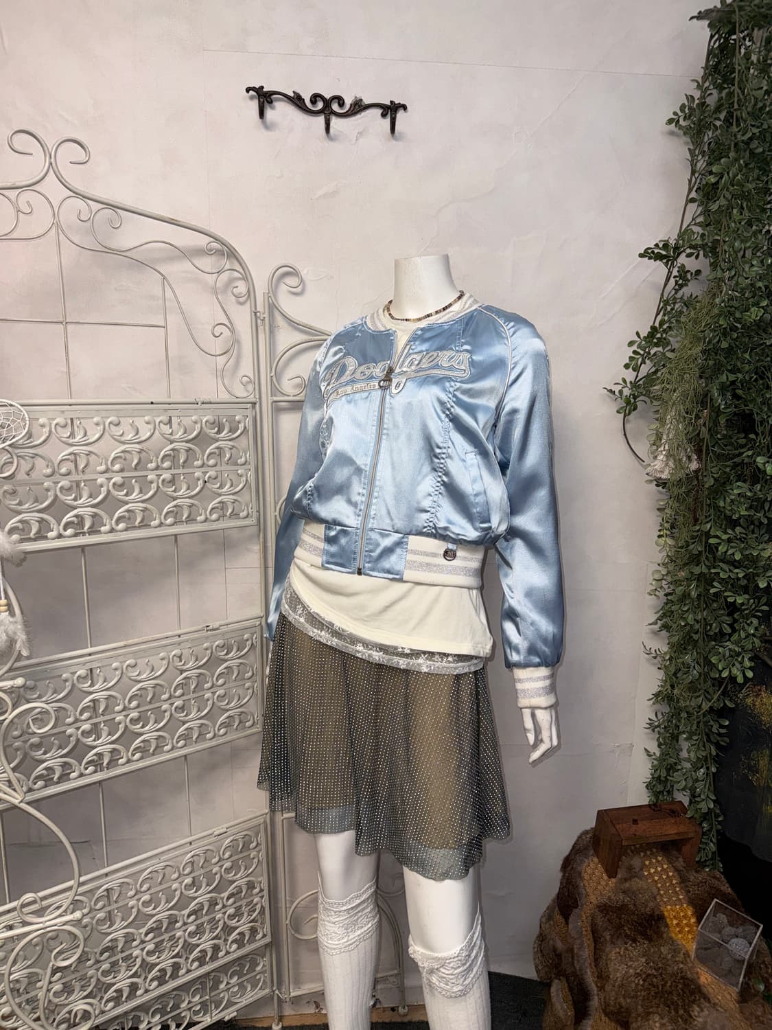 MLB glossy cotton candy sky blue blouson 상품이미지5