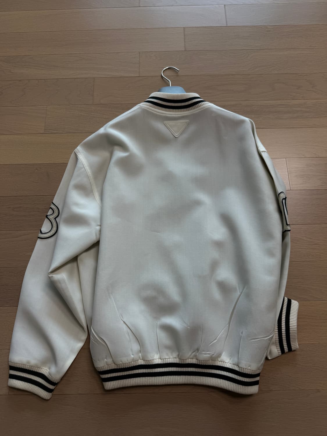 [40] 프라다 봄버 바시티 자켓 상품이미지2