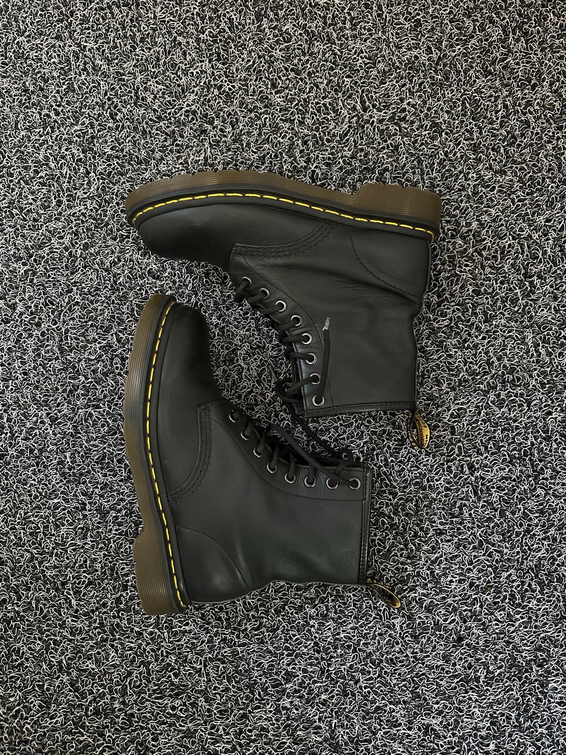 닥터마틴 1460 블랙 8홀 부츠 230 상품이미지3