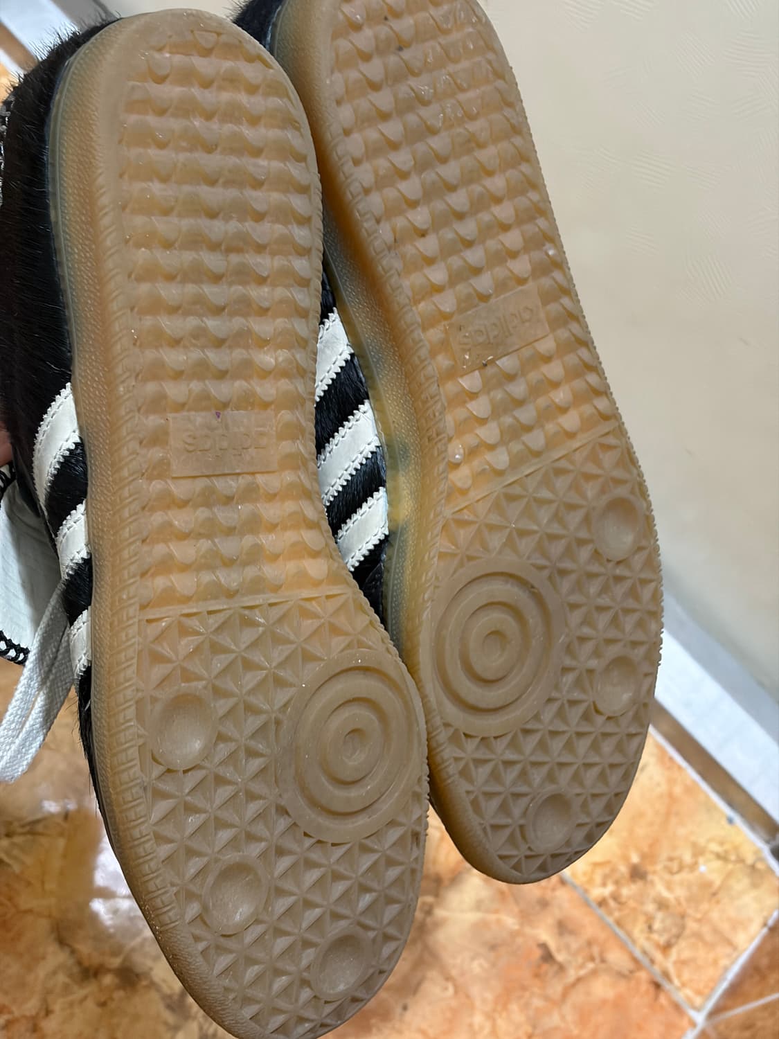 아디다스 웨일즈보너 삼바 포니블랙 295 상품이미지4