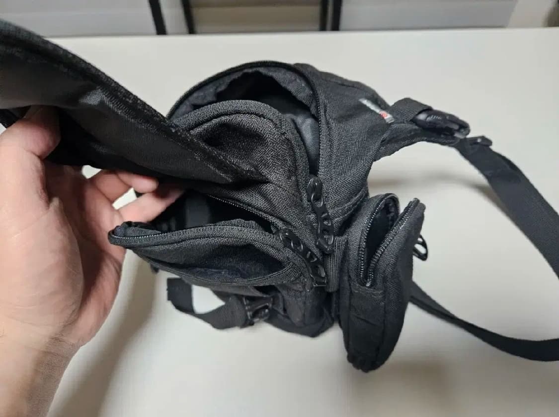 아웃도어 브랜드 아이거 레그백+힙색+숄더백 오토바이백 상품이미지4