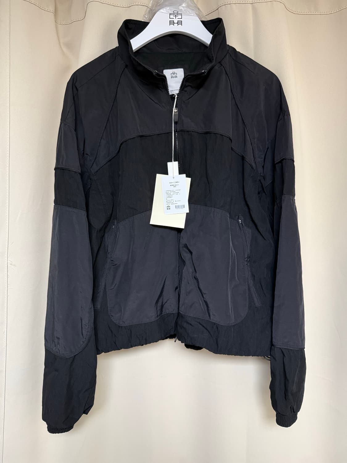 폴리테루 올드 파이프드 트랙 점퍼 블랙 & 블랙 3 팝니다 상품이미지1