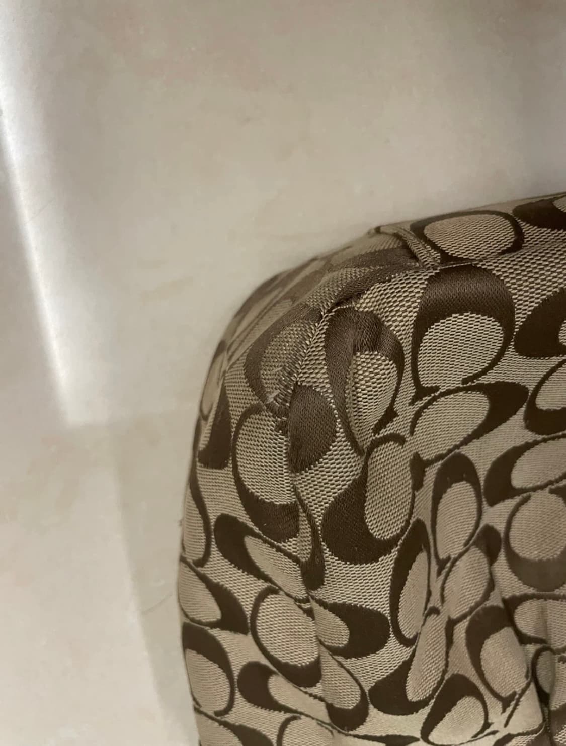 코치 시그니처 숄더백 브라운 상품이미지5