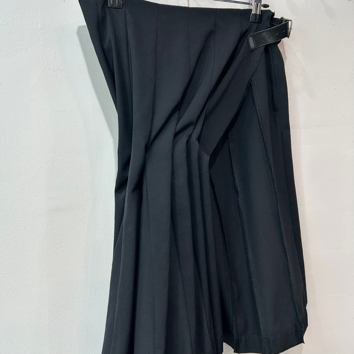 Junya watanabe 버클 플리츠 스커트 상품이미지2