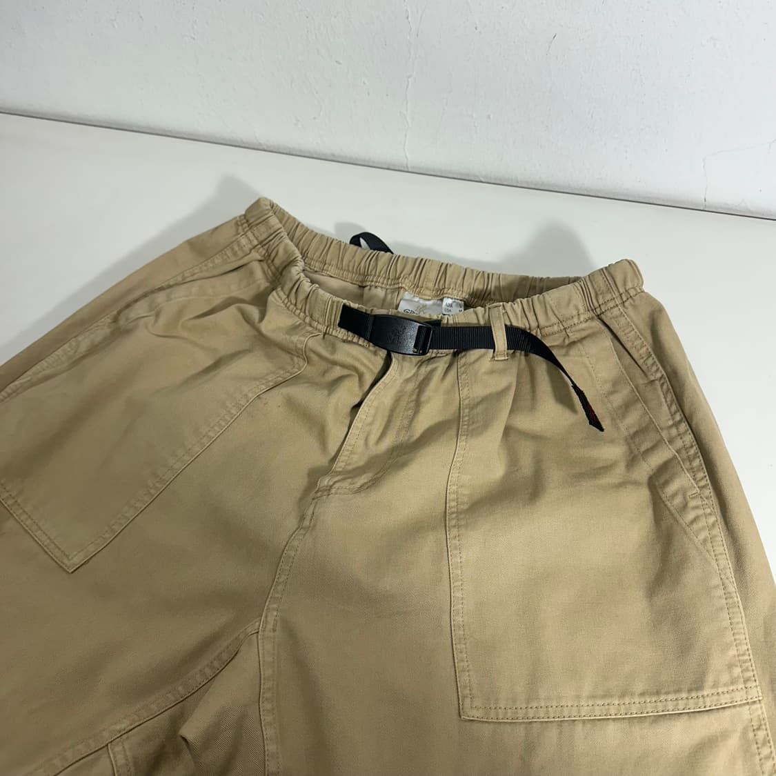 L 그라미치 베이지 레귤러핏 코튼 퍼티그팬츠 상품이미지1