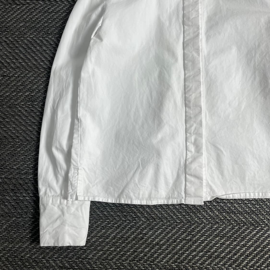 마뗑킴 히든 버튼 크롭 화이트 셔츠 y 3618 상품이미지3