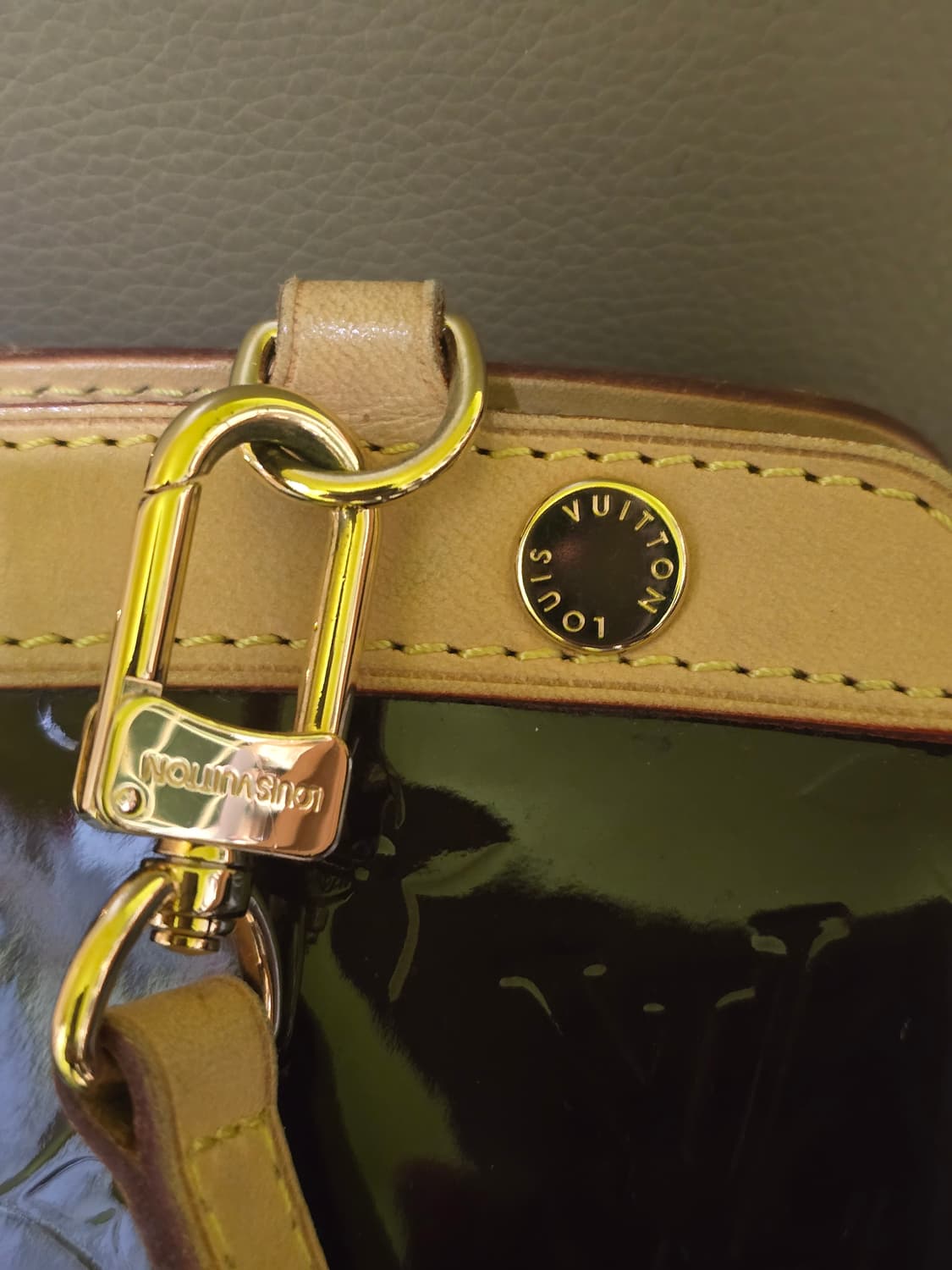 루이비통 베르니 브레아 MM 버건디 상품이미지5