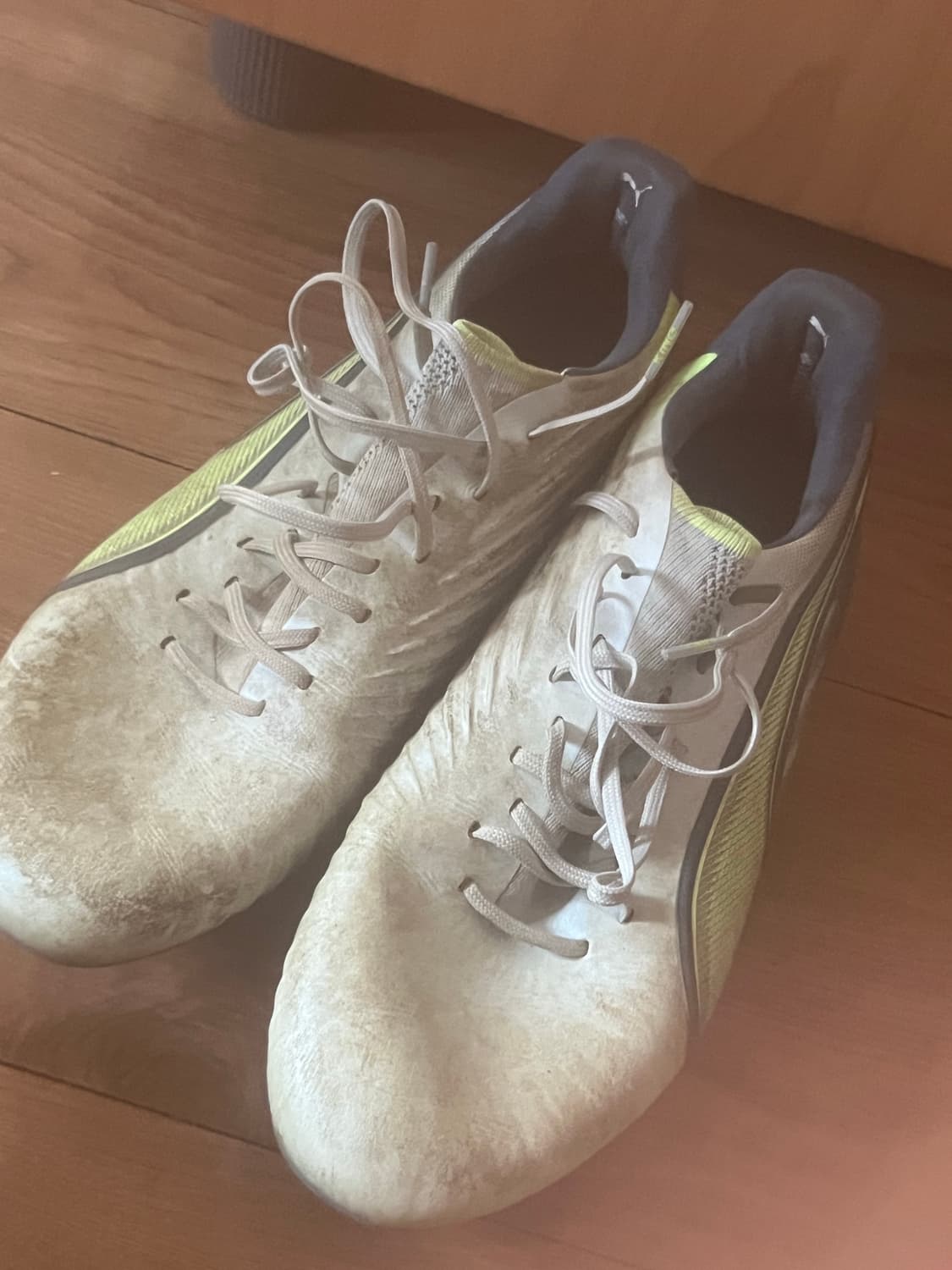 푸마킹 축구화 상품이미지1