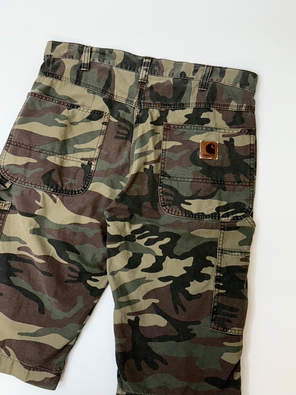 Carhartt 칼하트 카모패턴 카고 하프 팬츠 상품이미지1