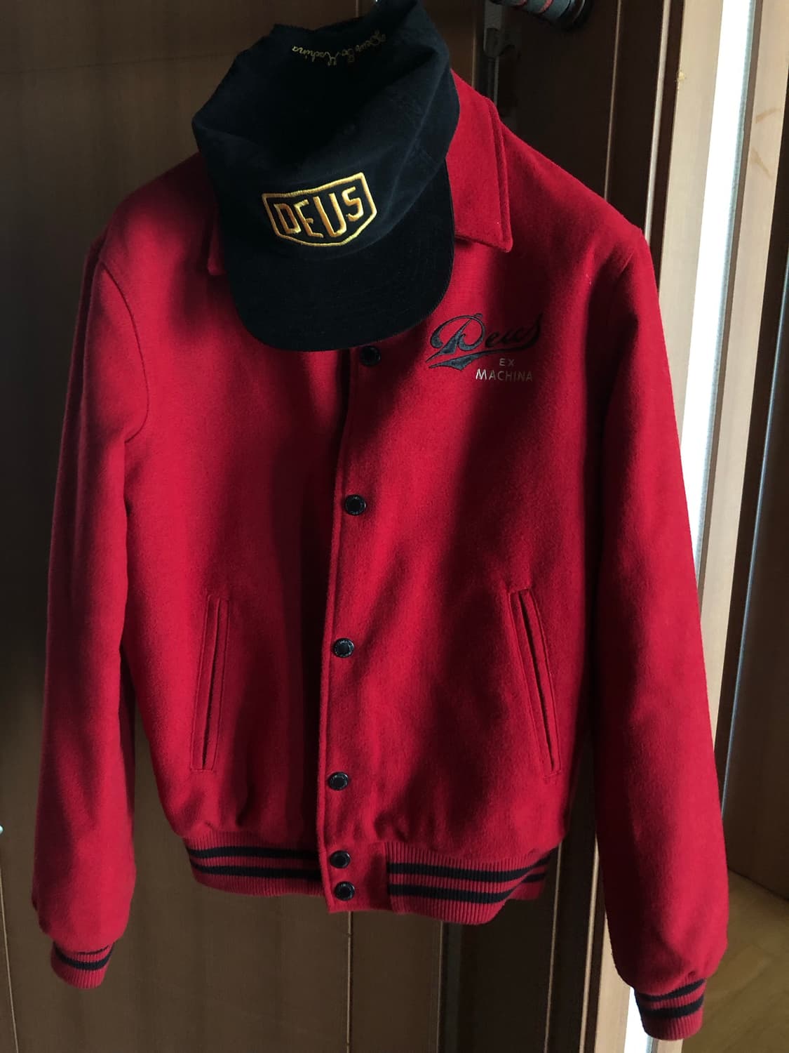 데우스 자켓 상품이미지1