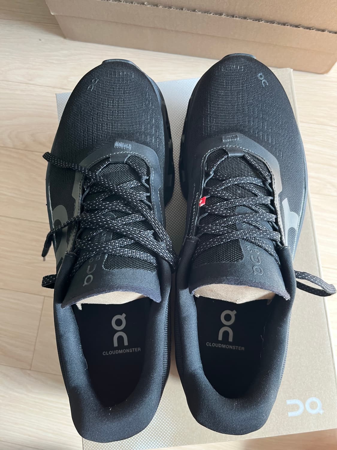 온러닝 클라우드몬스터2 블랙 270 상품이미지3