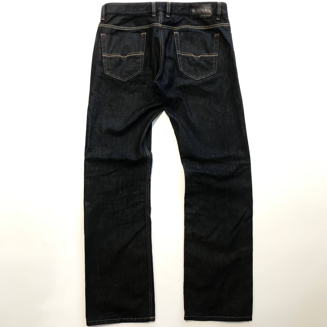 디젤 바이커 레귤러 스트레이트 데님팬츠  상품이미지2