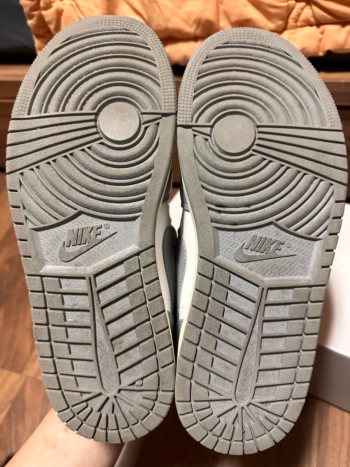 260) 조던 1 로우 스텔스 앤 화이트 상품이미지6