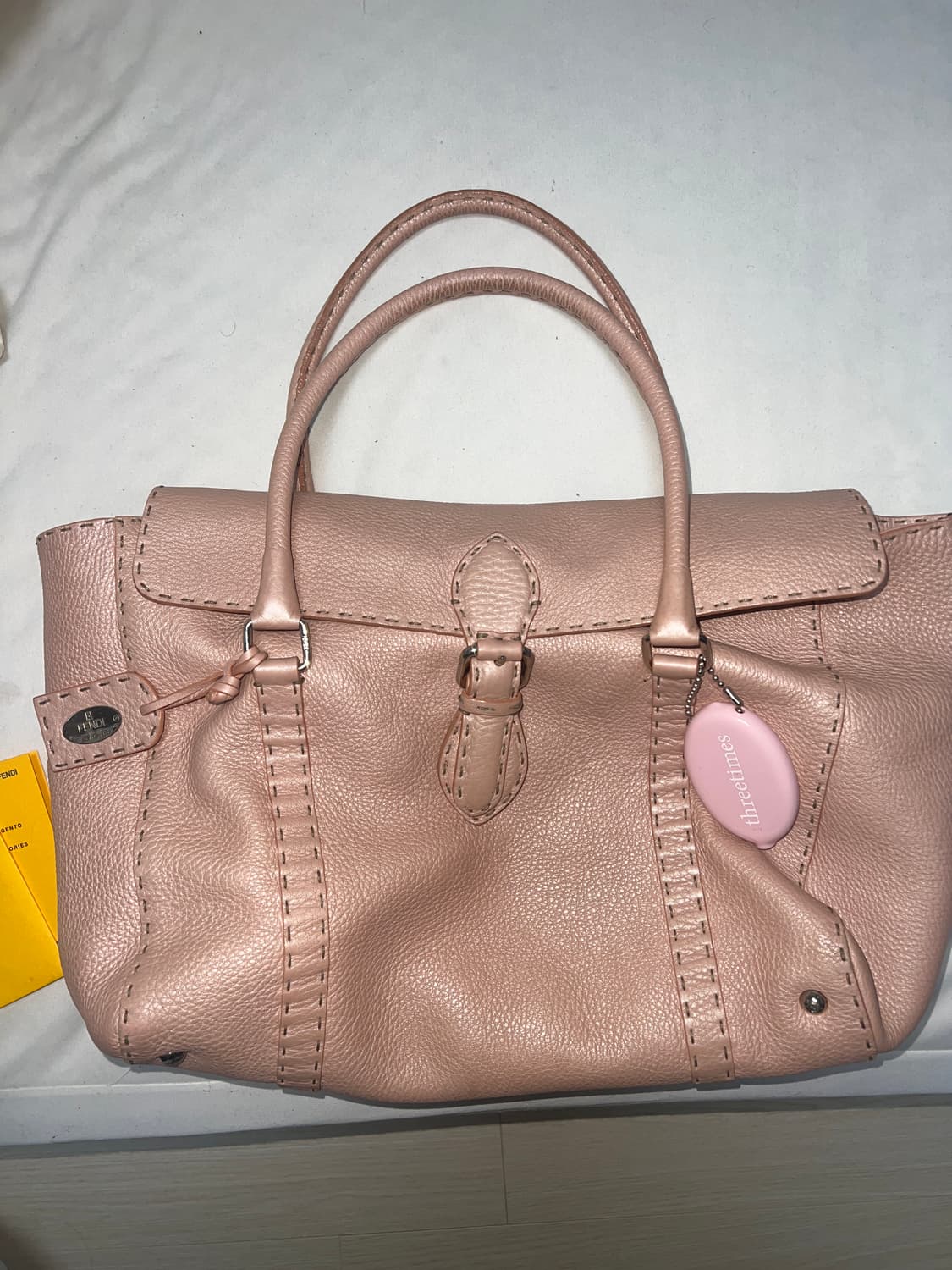 펜디 Fendi 정품 린다 셀러리아 쓰리타임즈 사장님 착용 상품이미지7