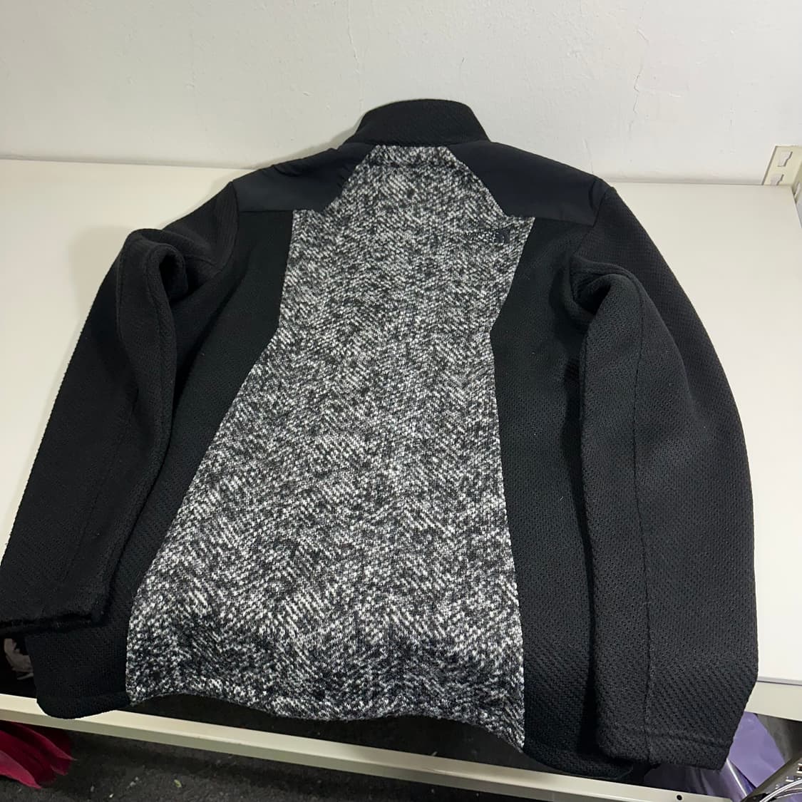 L 노스페이스 블랙 보카시 니트집업 상품이미지6