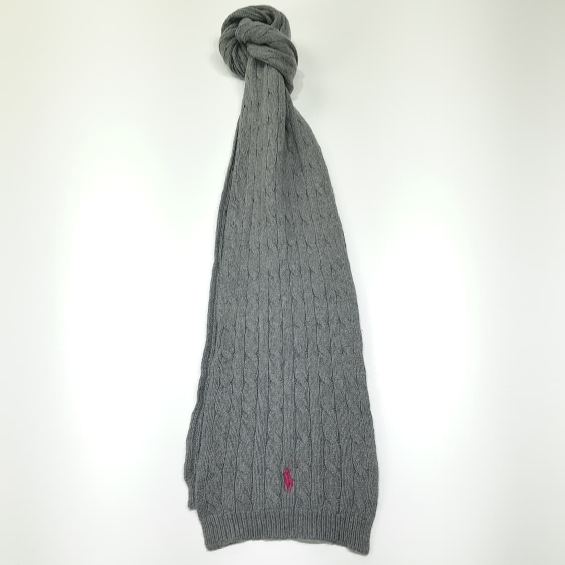 MX402 폴로 헤더 그레이 케이블 니트 & 핑크 포니 머플러 상품이미지1