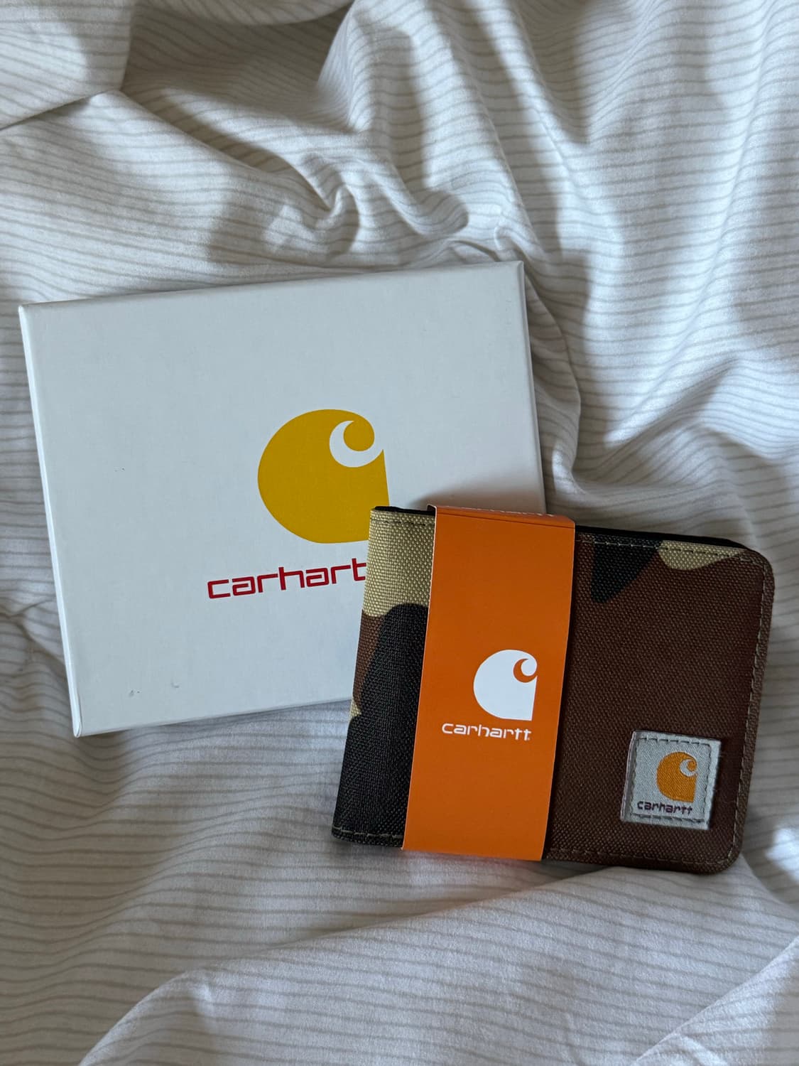 칼하트 카모 지갑 상품이미지1