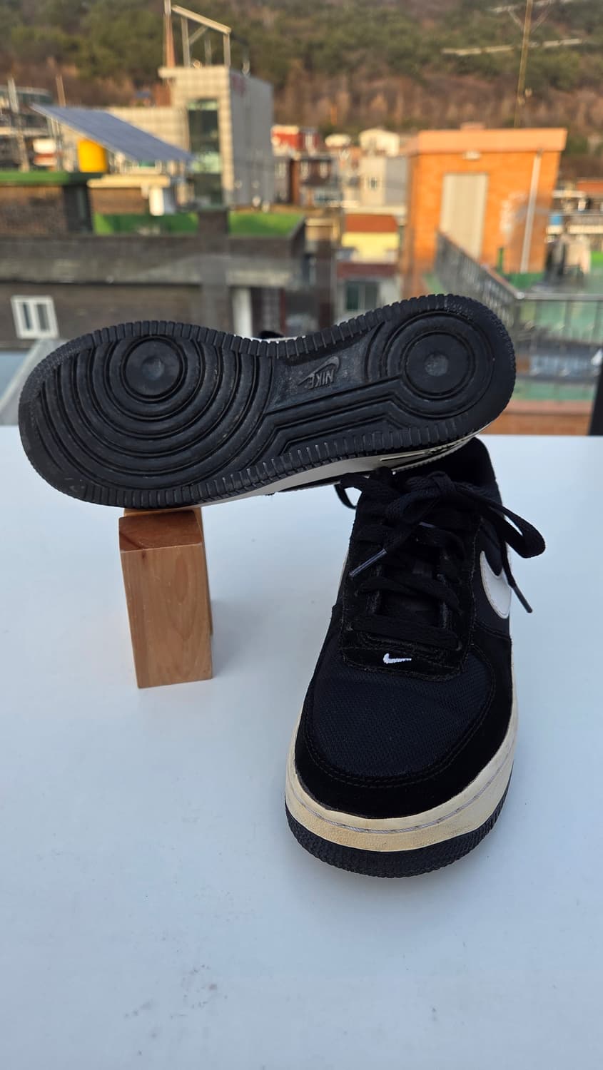 나이키 에어포스 1 로우 230 상품이미지3