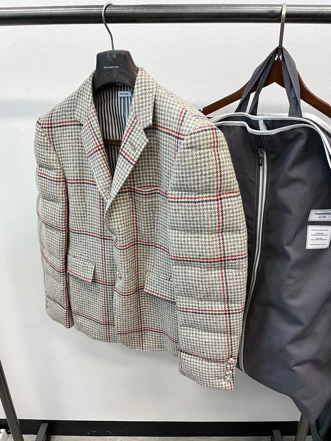 95) 톰브라운 하운드 패딩자켓  상품이미지1