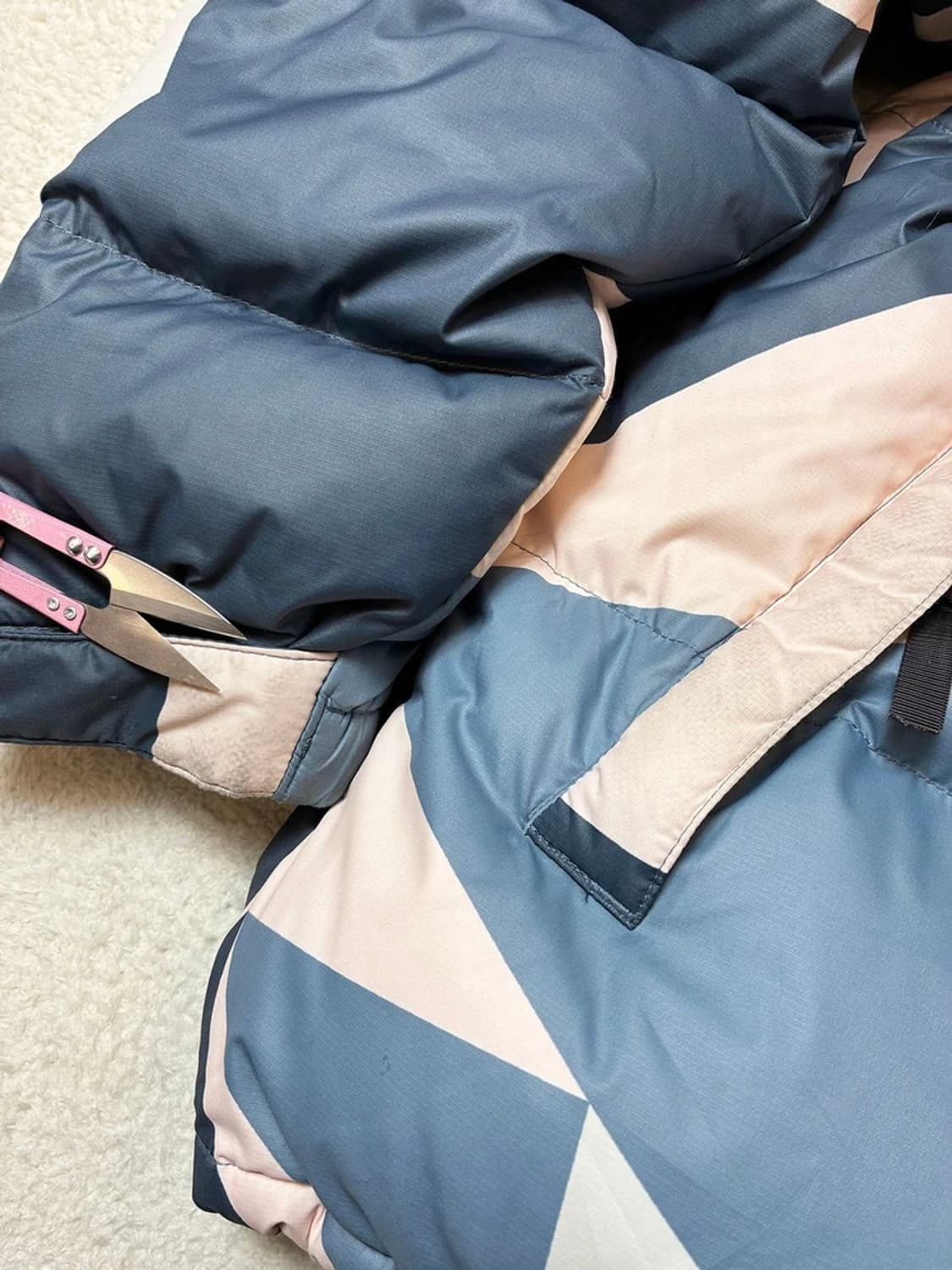 노스페이스 기하학 패턴 눕시 패딩 PN6454 상품이미지4