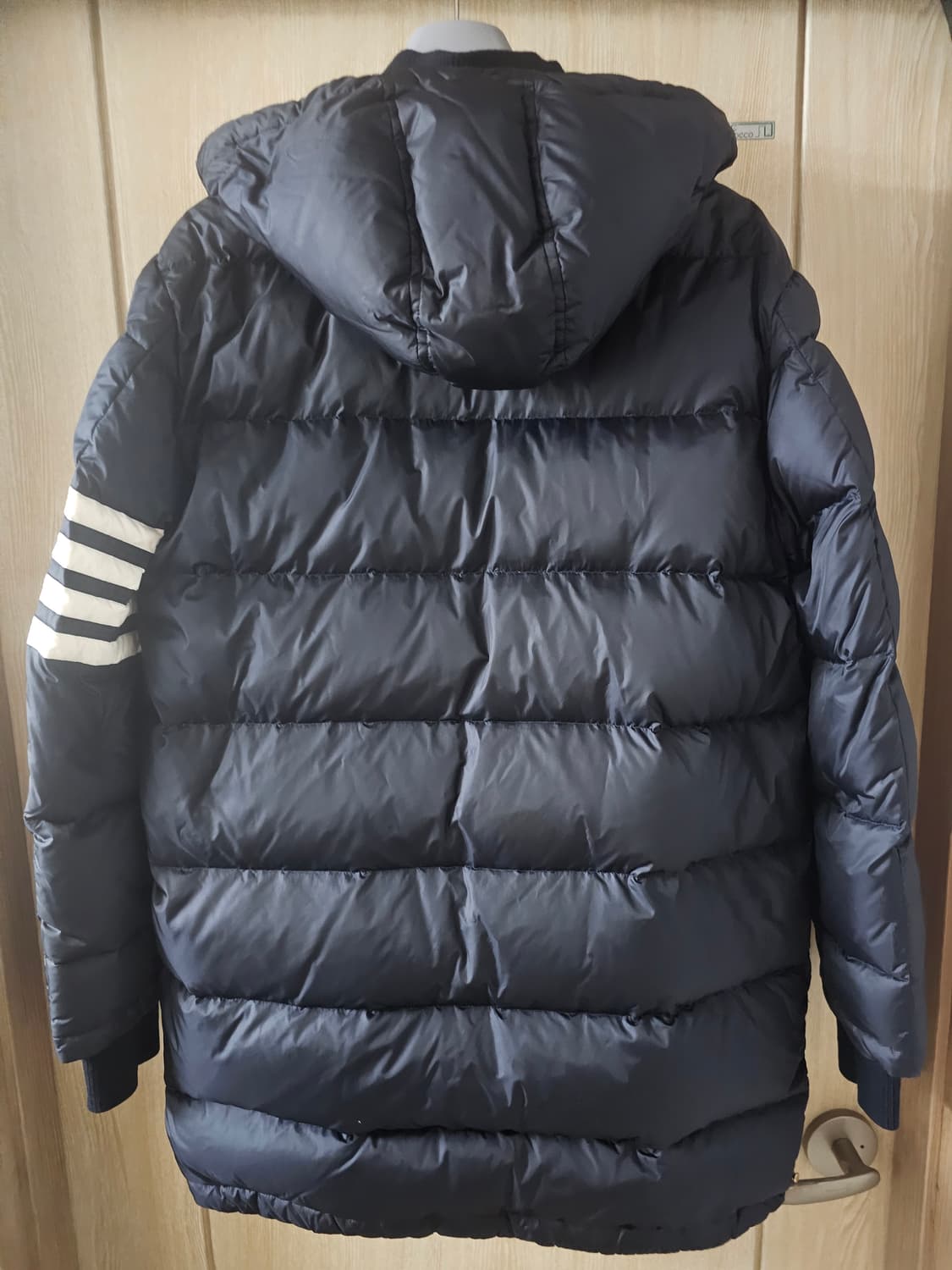 톰브라운 사선완장 매트 나일론 후드퍠딩(2/오케이몰정품) 상품이미지5