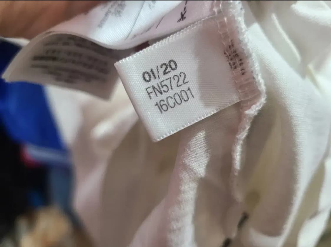 아디다스 20SS 요지야마모토 로고티셔츠 상품이미지7