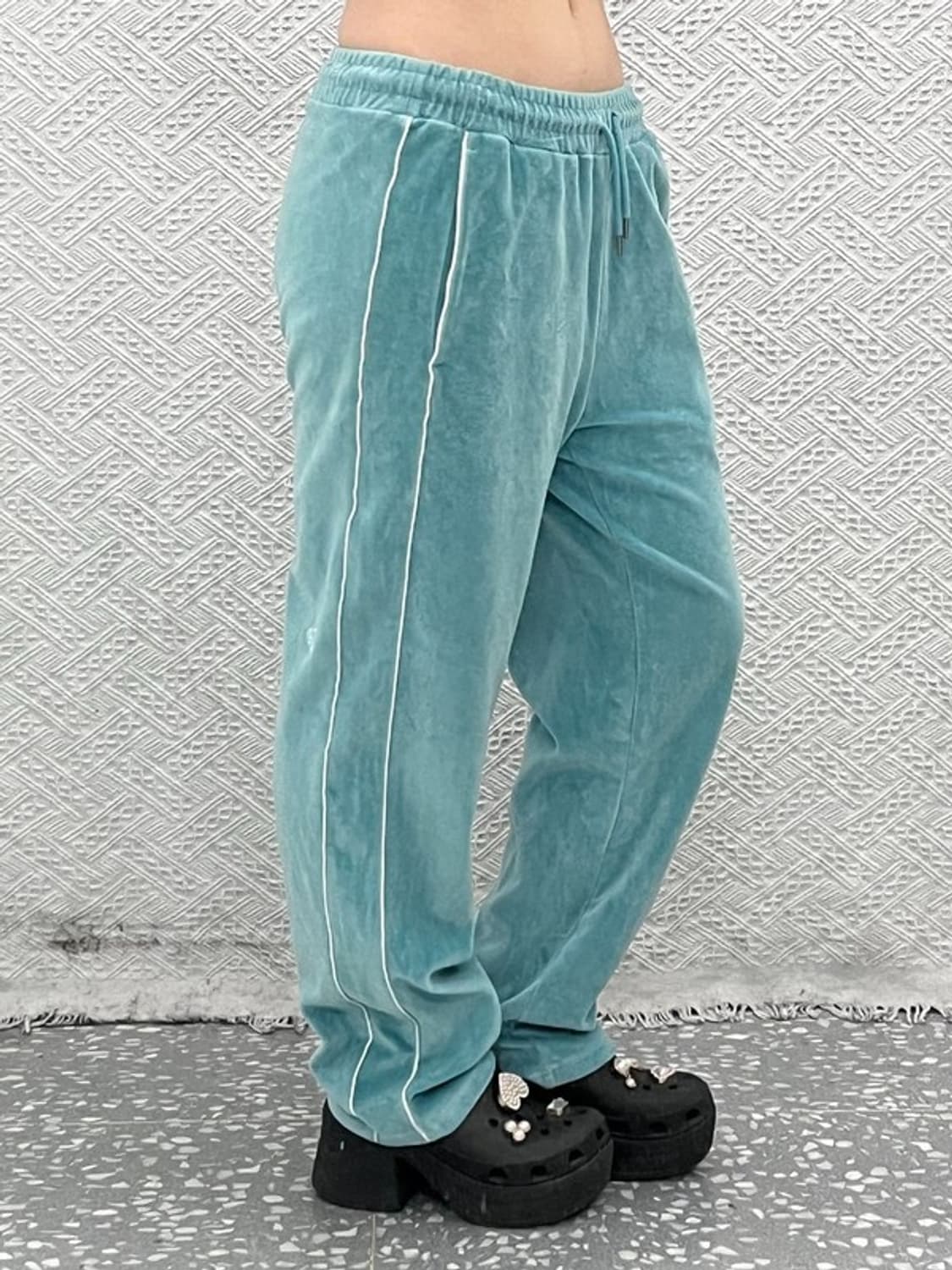 뉴에라 레트로 Y2K 90s 민트코어 벨벳트랙 스웻팬츠 90 C11281 상품이미지1